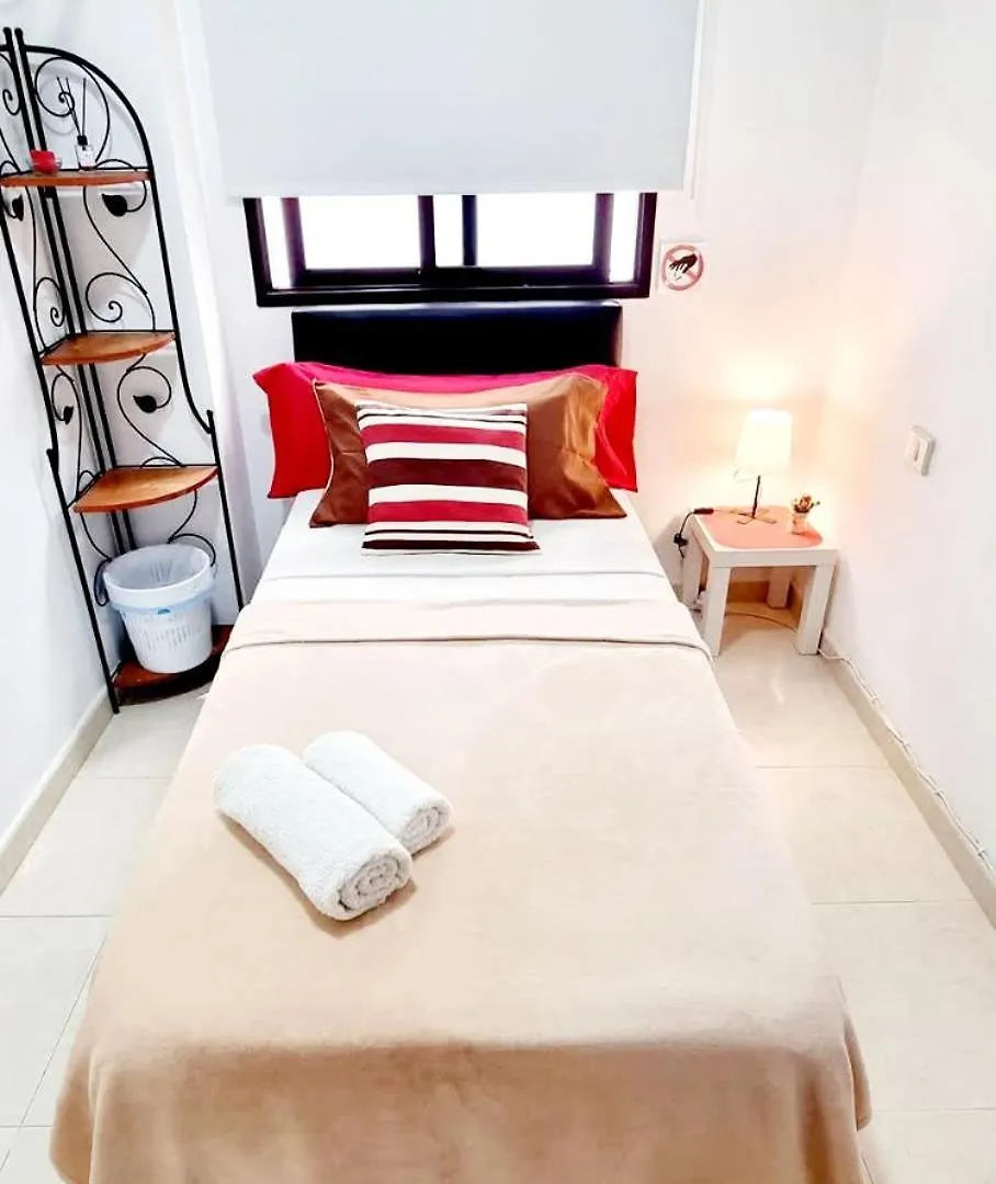 Almar We Go! Habitaciones Privadas En Alcala - Private Rooms - Pieces Privees - In Shared Apartment 0*, Alcalá la Real España