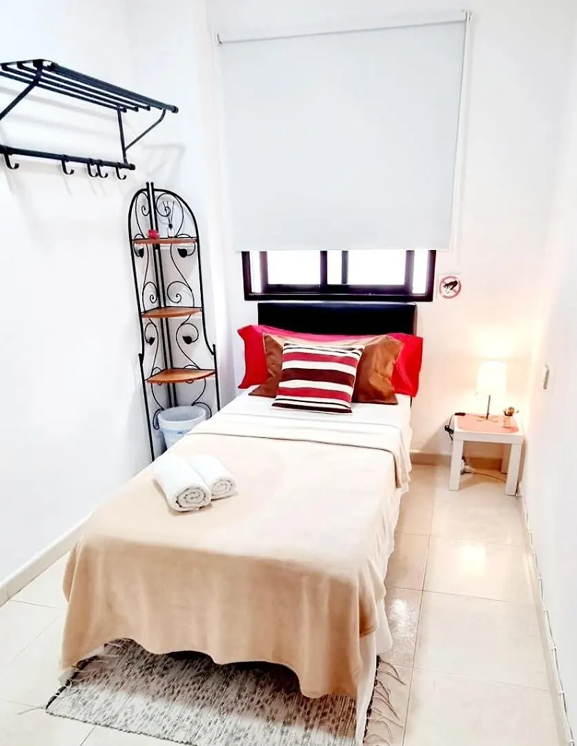 Almar We Go! Habitaciones Privadas En Alcala - Private Rooms - Pieces Privees - In Shared Apartment 0*, Alcalá la Real Espagne