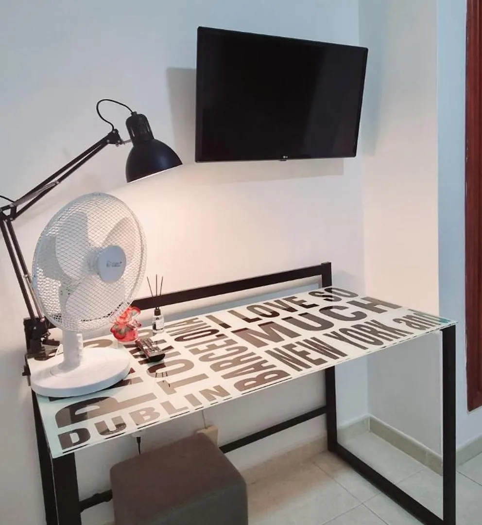 Almar We Go! Habitaciones Privadas En Alcala - Private Rooms - Pieces Privees - In Shared Apartment 0*, Alcalá la Real
